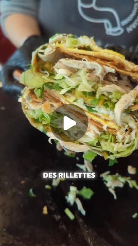 Florian OnAir teste le jianbing guozi, la crêpe chinoise de Madame Guan à Paris — reel Instagram